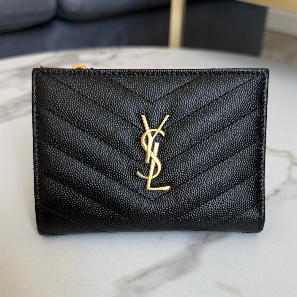 SAINT LAURENT CASSANDRE MATELASSÉ BIFOLD WALLET
